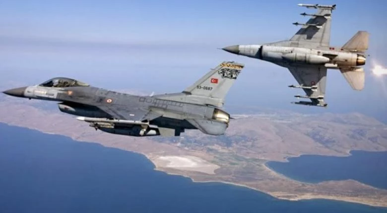 «Οργιάζουν» οι Τούρκοι στο Αιγαίο: Μπαράζ με 33 παραβιάσεις του ελληνικού εναέριου χώρου από τουρκικά αεροσκάφη